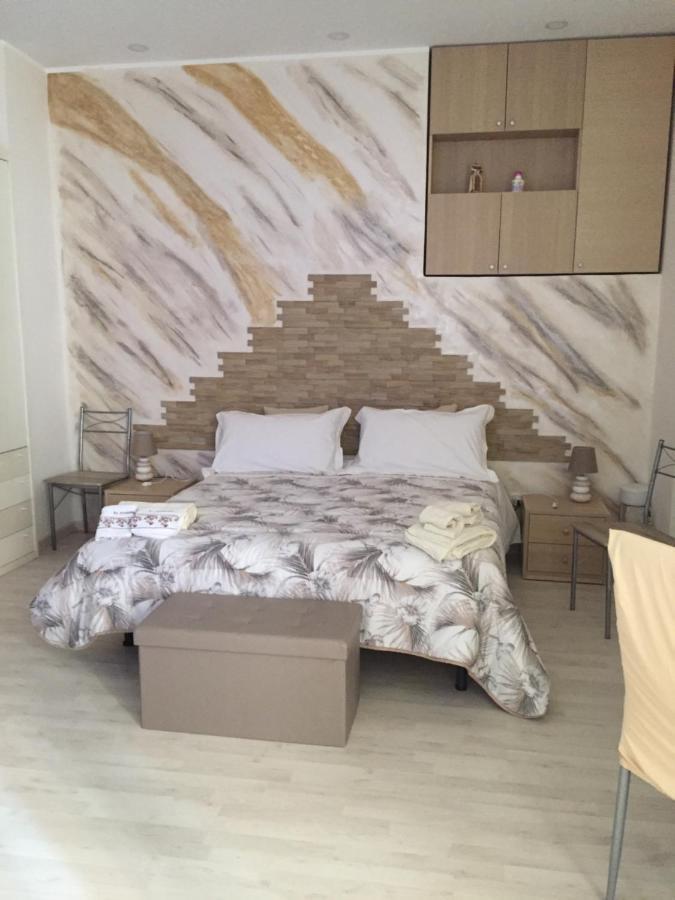 Bed And Breakfast La Volpe Rossa Regalbuto Ngoại thất bức ảnh