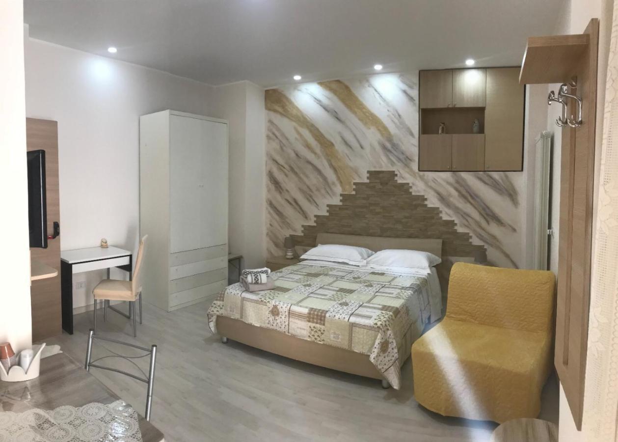 Bed And Breakfast La Volpe Rossa Regalbuto Ngoại thất bức ảnh
